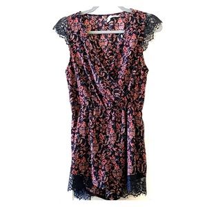 Urban outfitters “kimchi blue” romper size small